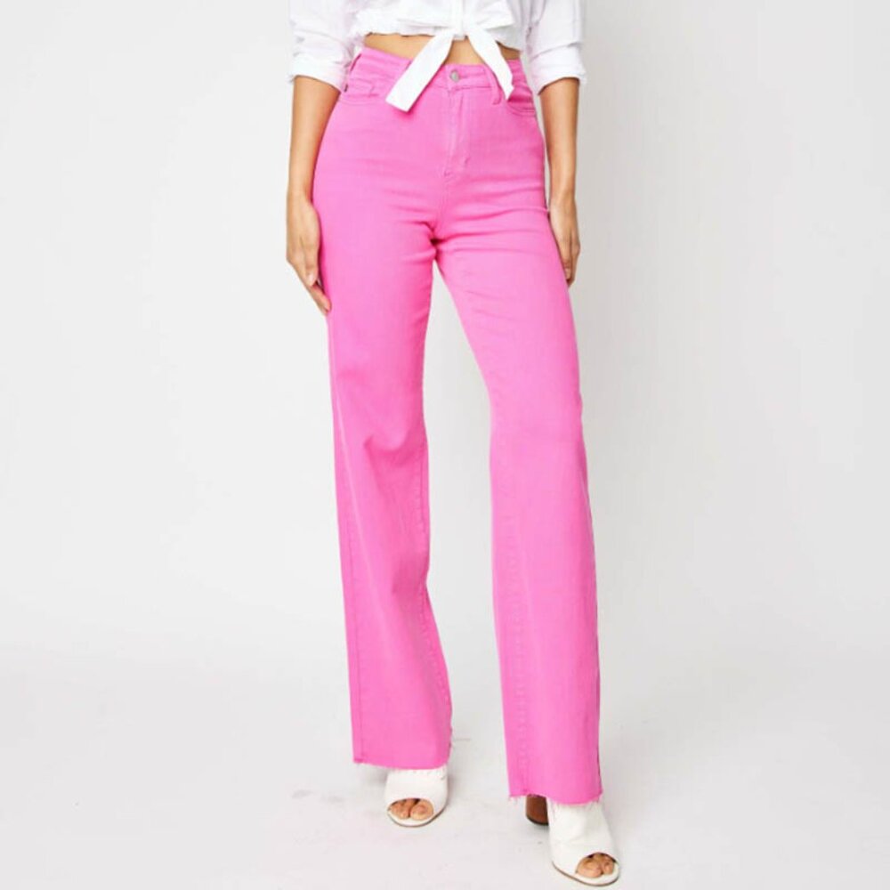 Judy Blue Heart Embroidery Back Pocket  Straight Leg Jeans